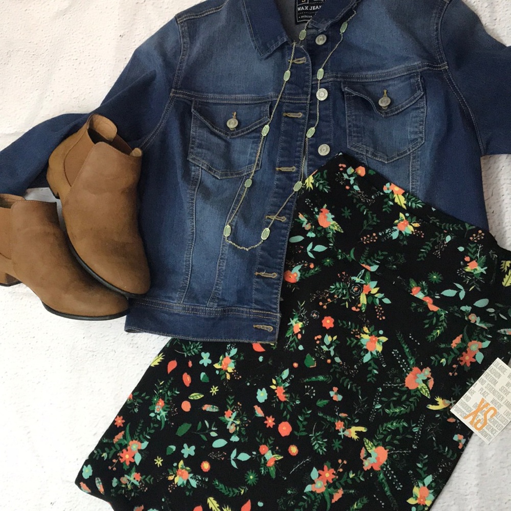 Cassie XS- Lularoe
